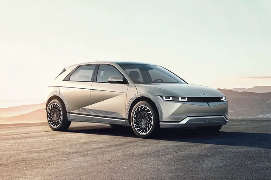 Bukan Sekadar Colokan: Mengapa Mobil Listrik Kelas Menengah di 2026 Belum Sepenuhnya 'Siap' untuk Mudik Jarak Jauh?